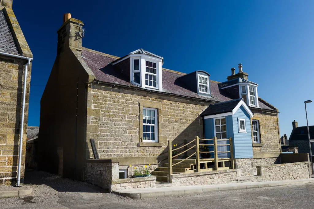 Luxury coastal cottages in Scotland